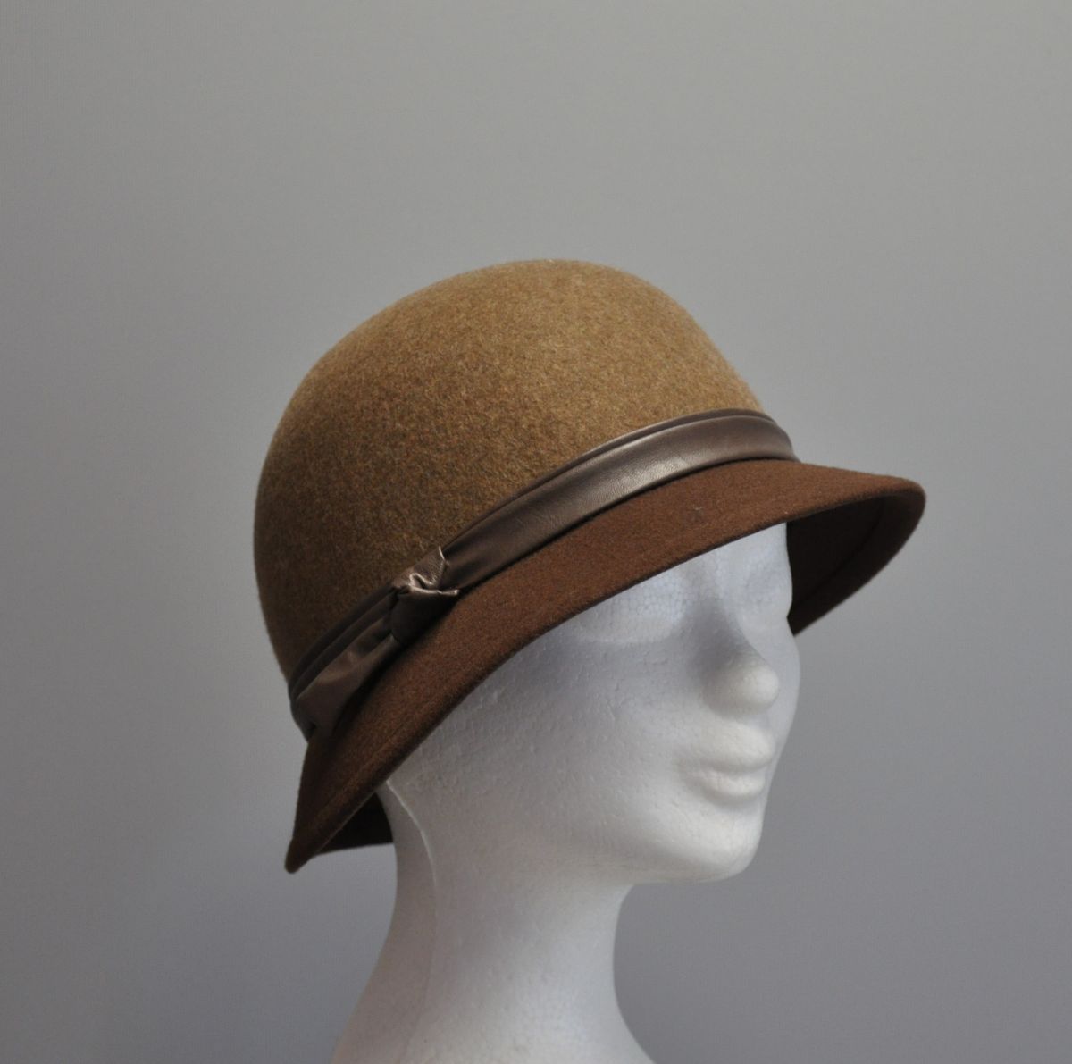 cloche in wolvilt Mayser
