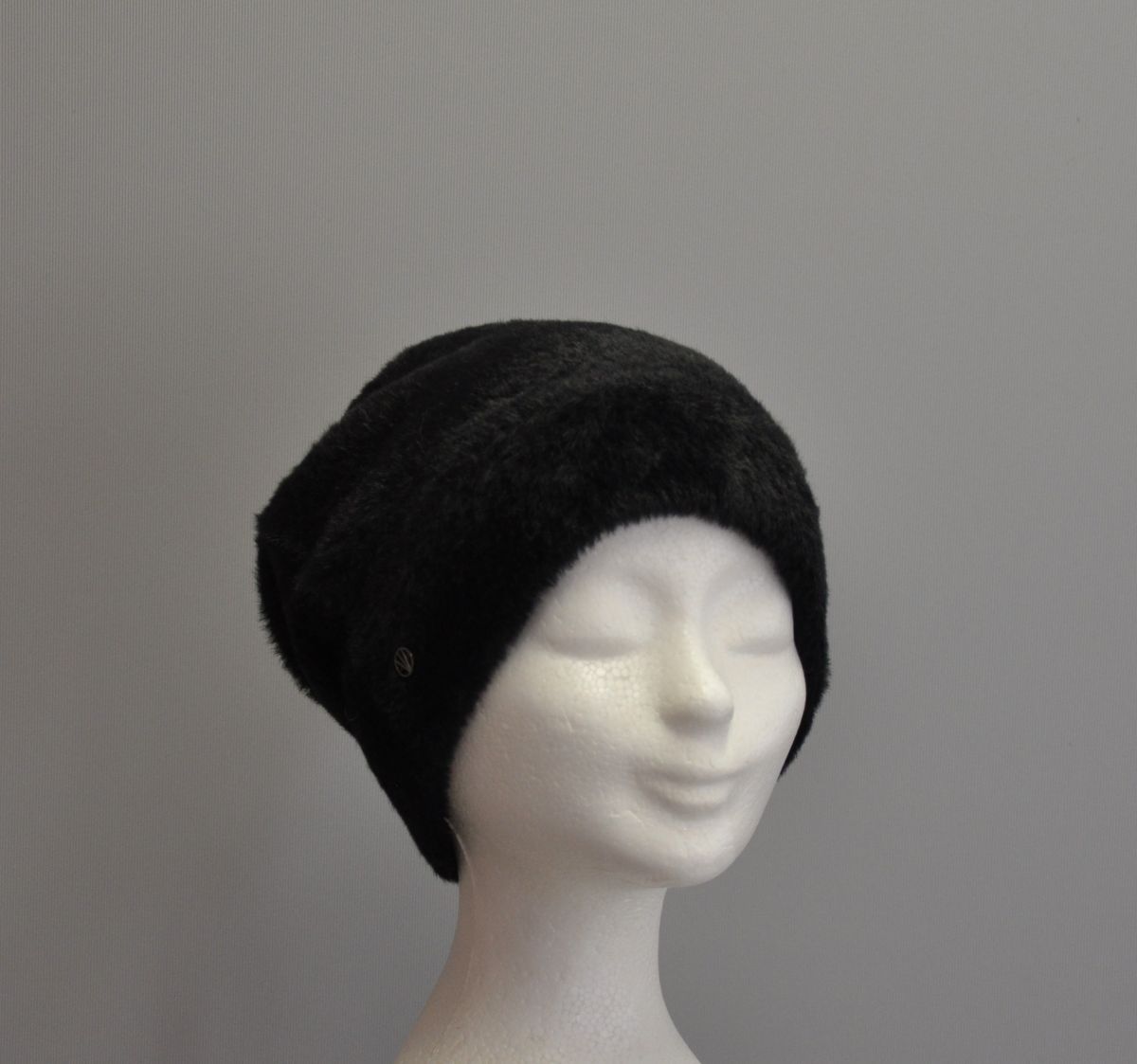beanie in imitatiepels