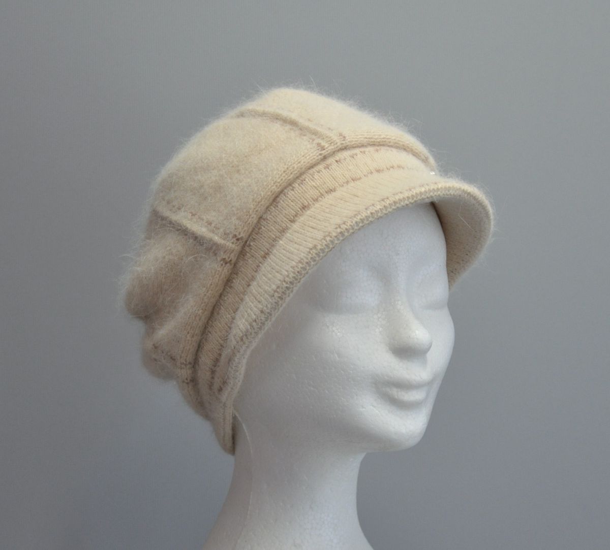 muts met klepje in wol viscose